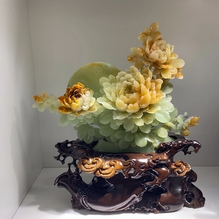 未镶嵌蛇纹石玉（覆膜）珠宝奇石