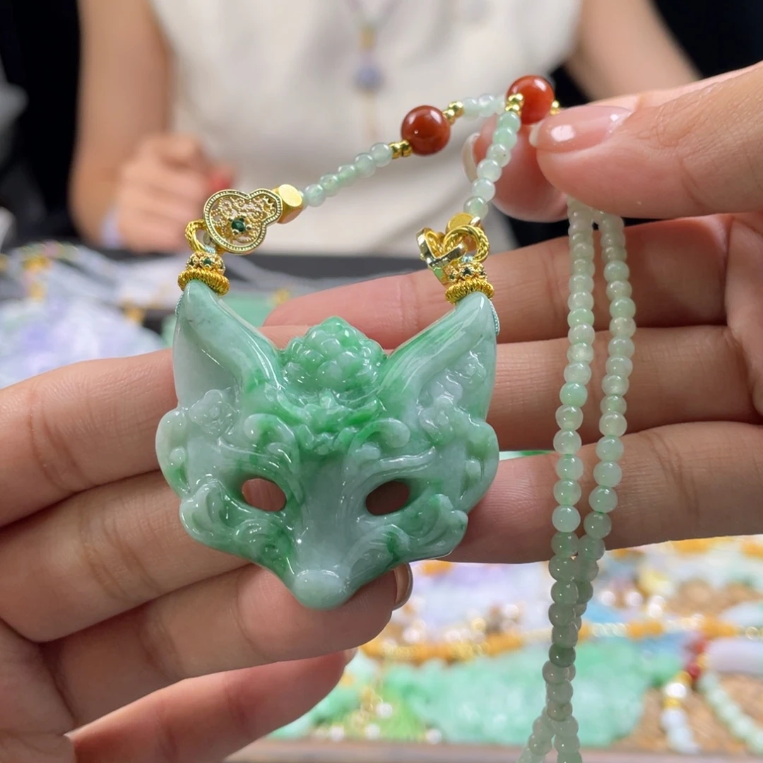 翡翠未镶嵌颈饰代编织