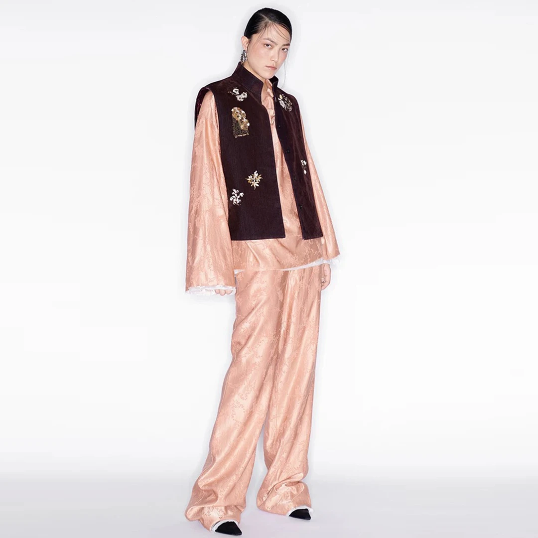 M ESSENTIAL马 凯顺圣牛仔工坊贝壳珊瑚碎花钉珠马甲提花衬衫长裤