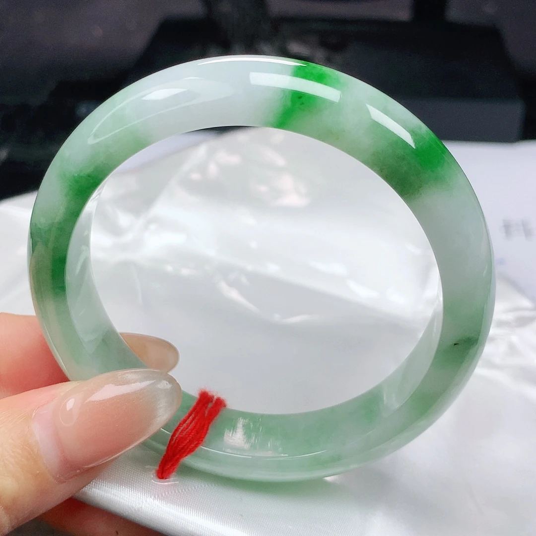 未镶嵌手镯翡翠正