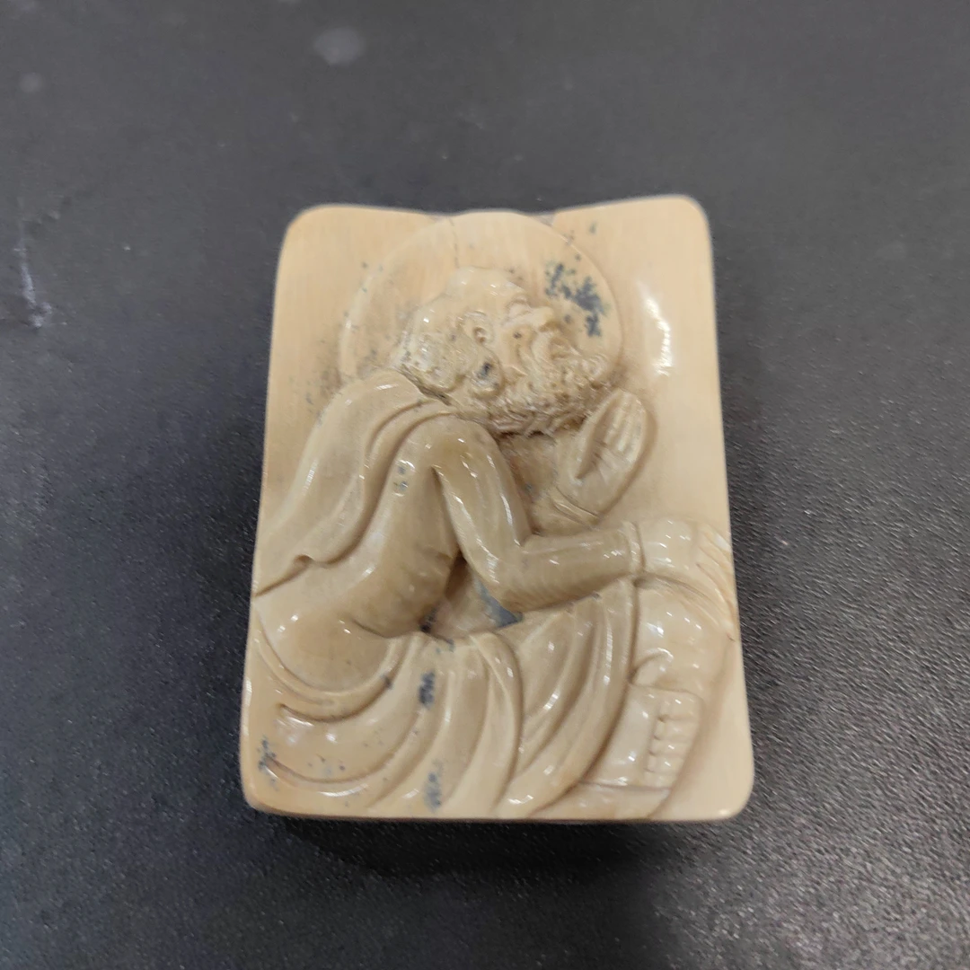 猛犸雕刻件约30克ZL630