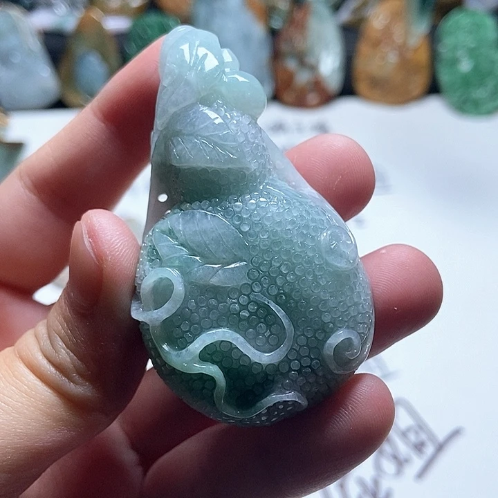 翡翠未镶嵌颈饰翡翠a货