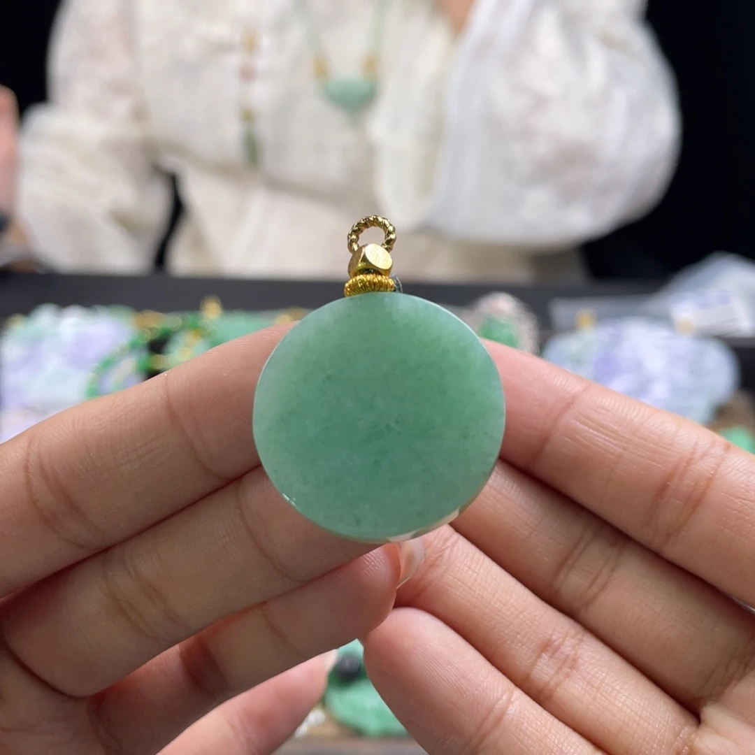 翡翠未镶嵌颈饰代编织