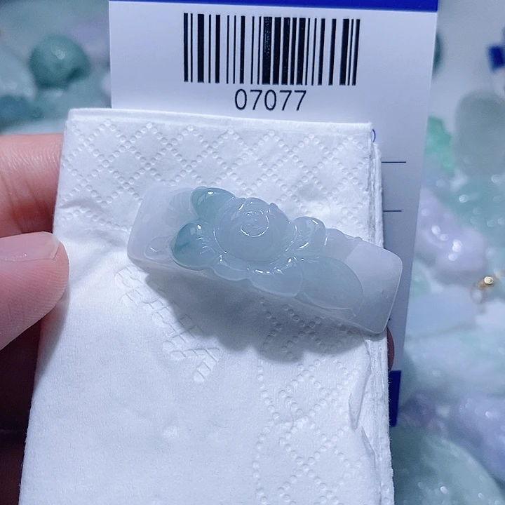 翡翠未镶嵌颈饰天光墟翡翠市场现金代购