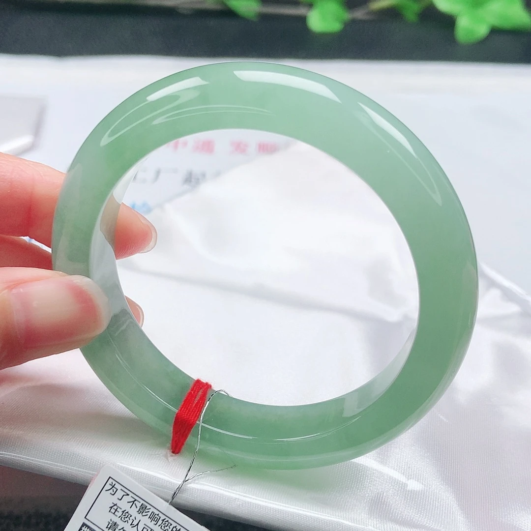 翡翠未镶嵌手镯55圈