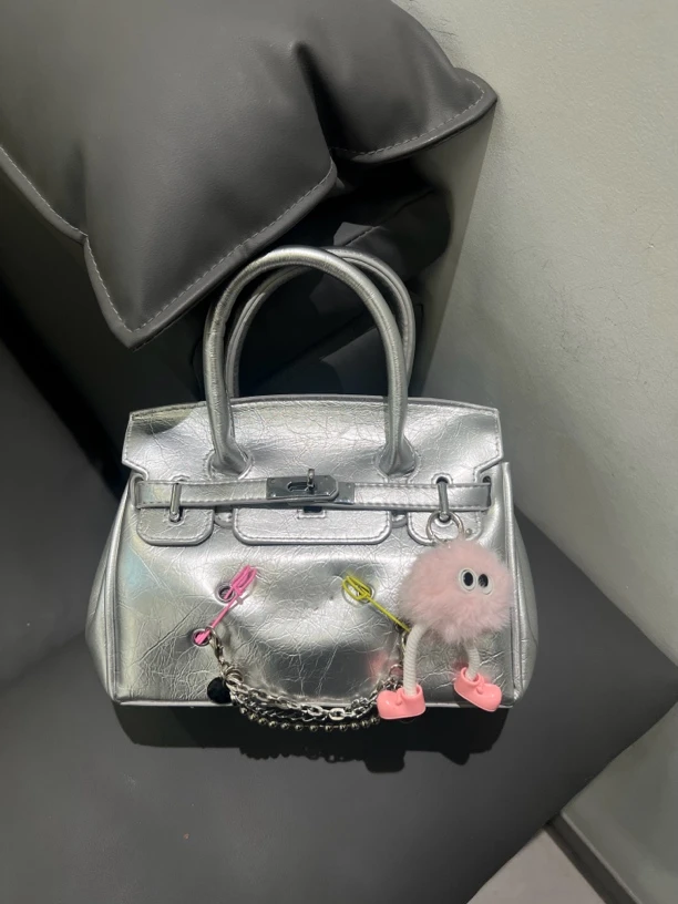 带挂件！铂金凯莉包包