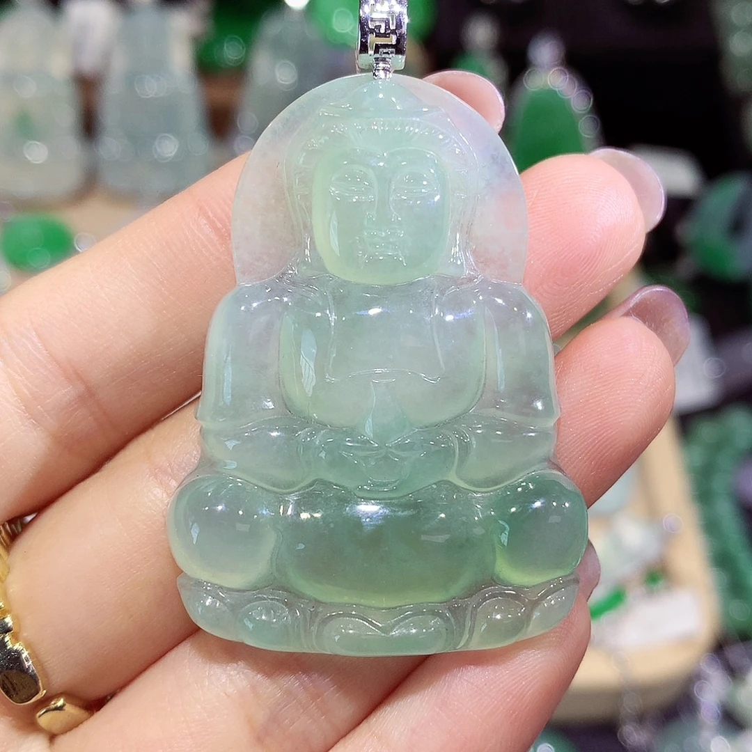 翡翠18K金镶嵌颈饰观音