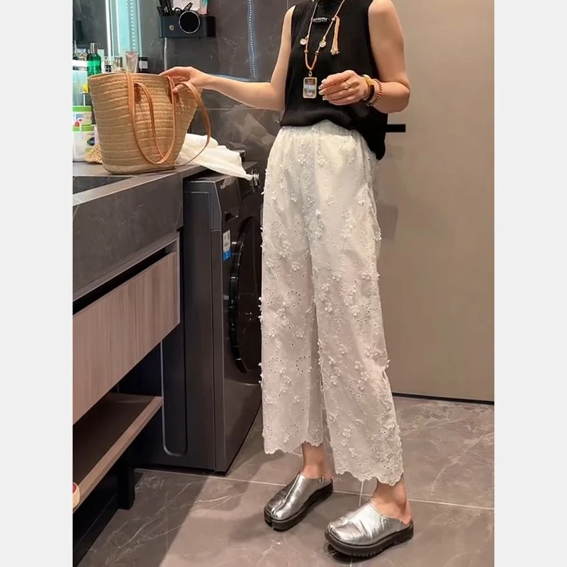 白色休闲裤子女2025新款夏季薄款梨形身材大码显瘦蕾丝镂空九分裤