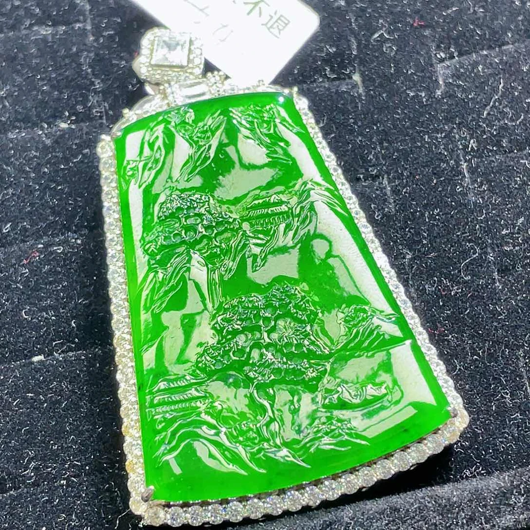 翡翠颈饰未镶嵌87，