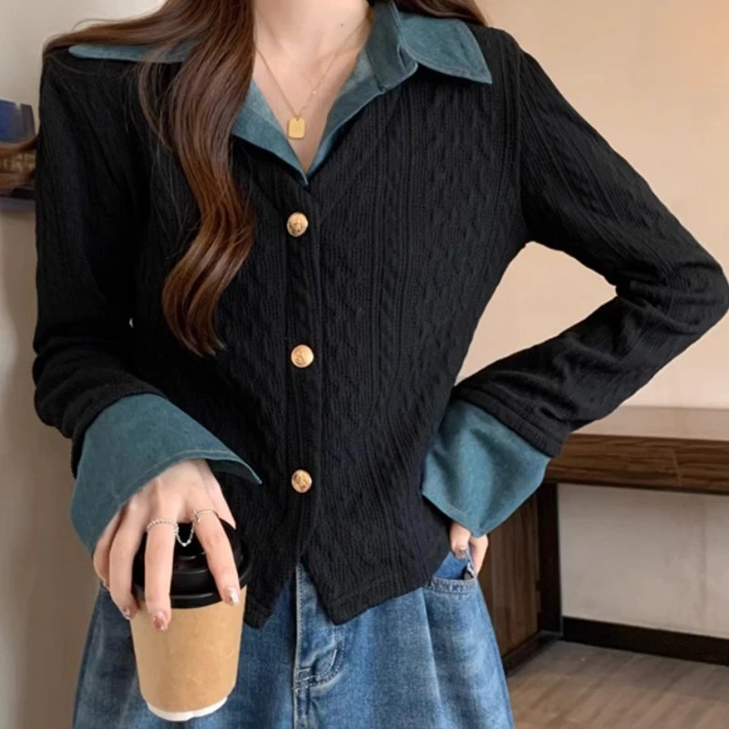 设计感拼接牛仔衬衫女秋冬季2025新款爆款假两件翻领针织开衫上衣