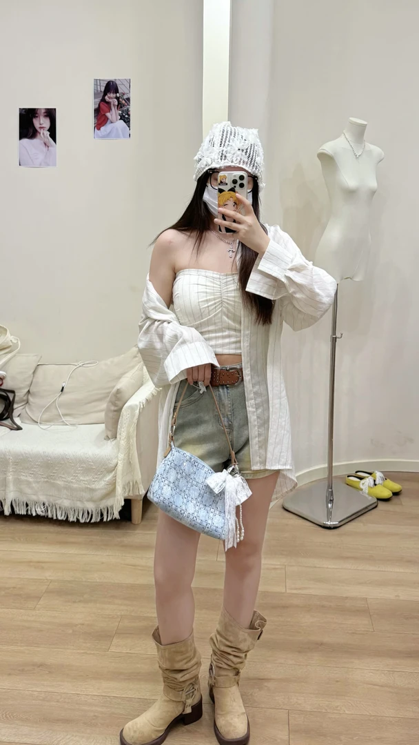 韩版小众气质皱褶抹胸背心搭配宽松条纹衬衫时尚百搭