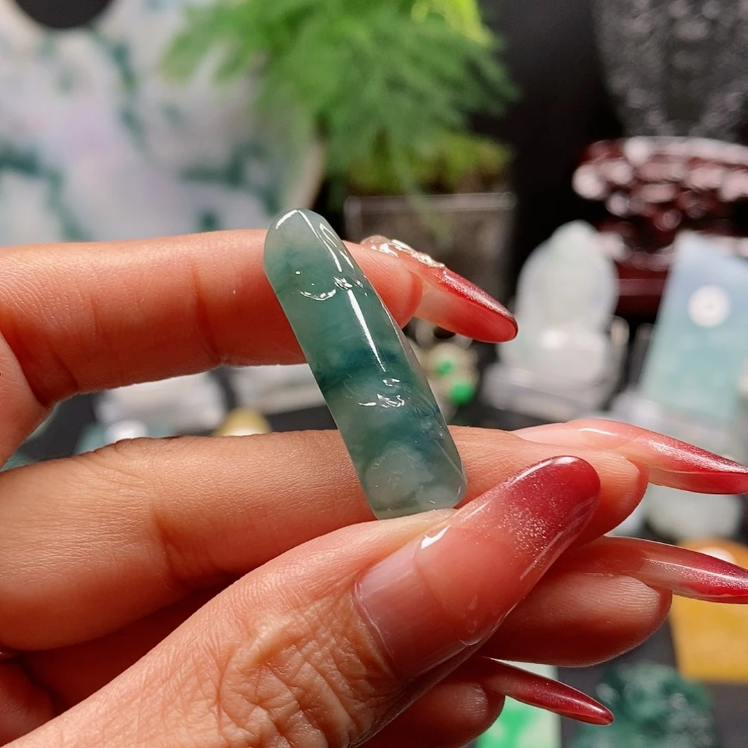 翡翠颈饰未镶嵌缅甸天然a货翡翠挂件