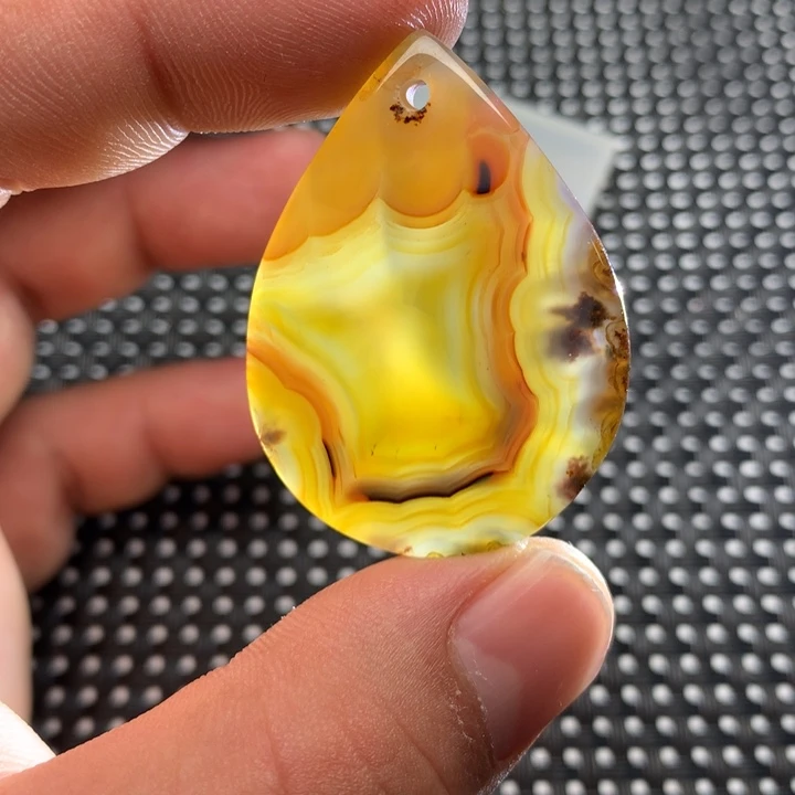 玛瑙/玉髓颈饰未镶嵌维**亚