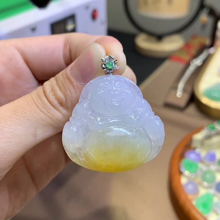 翡翠18K金镶嵌颈饰翡翠
