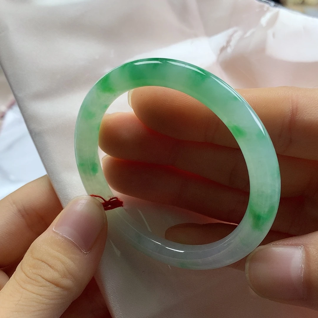 未镶嵌手镯翡翠翡翠