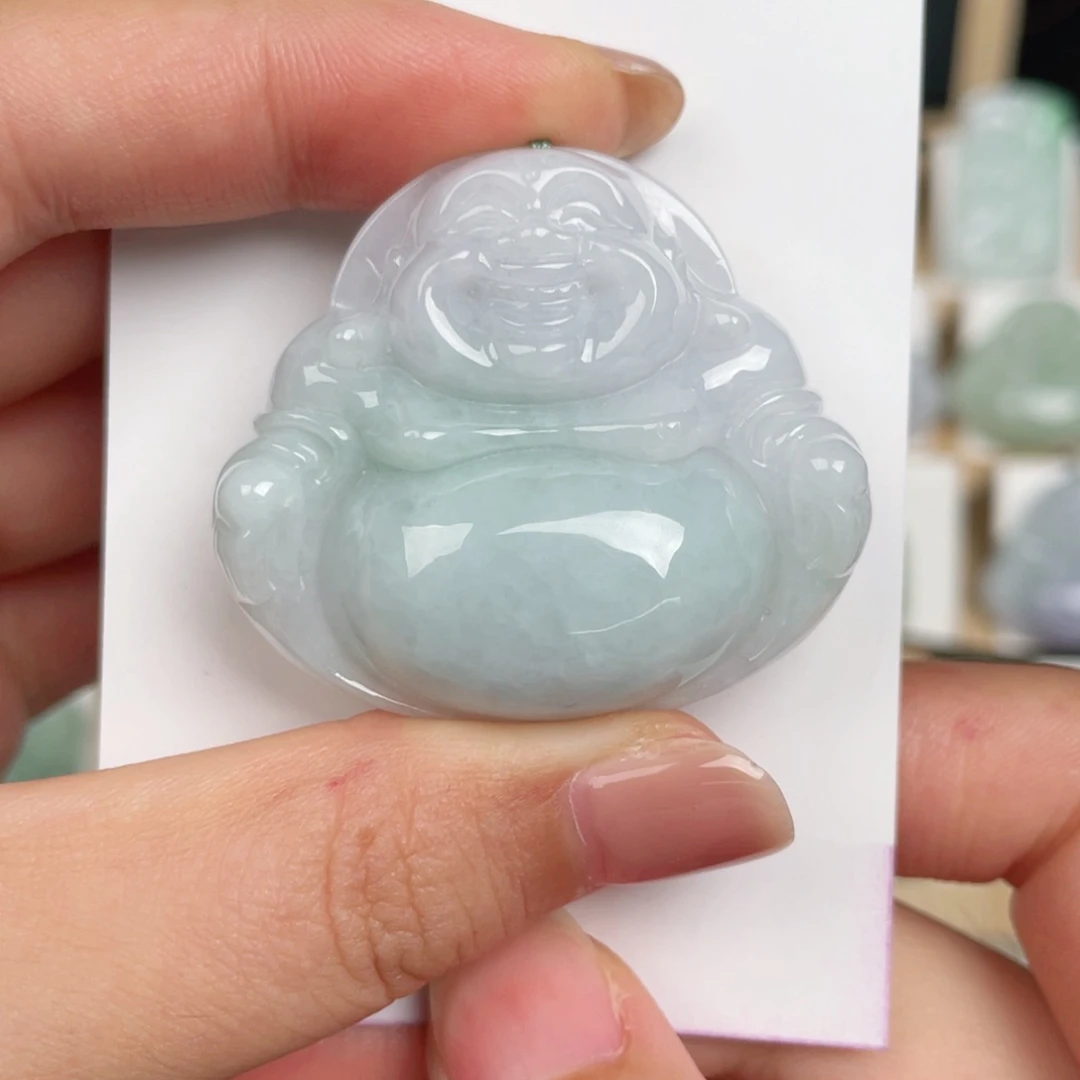 翡翠未镶嵌颈饰佛公