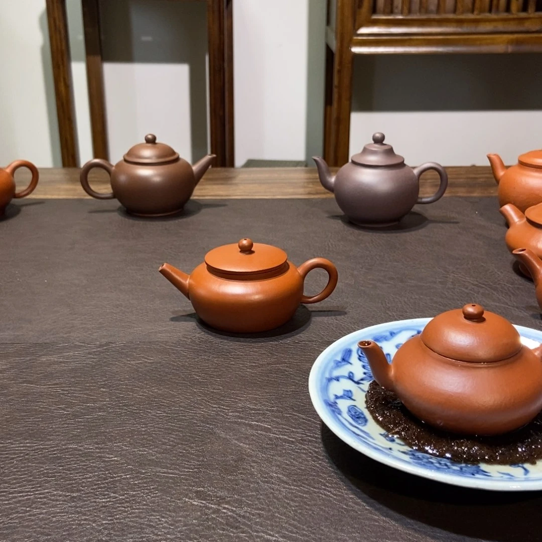蕾***子紫砂壶全手工朱泥壶