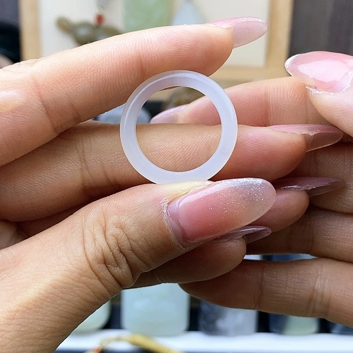 和田玉未镶嵌颈饰青海料高冰白戒指