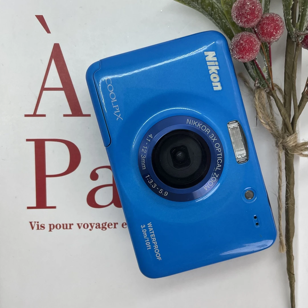 95新 Nikon/尼康 S30 1014万像素 3倍光学变焦（no退no换）