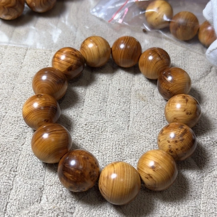 点***香榧木崖柏等自然资源和生态