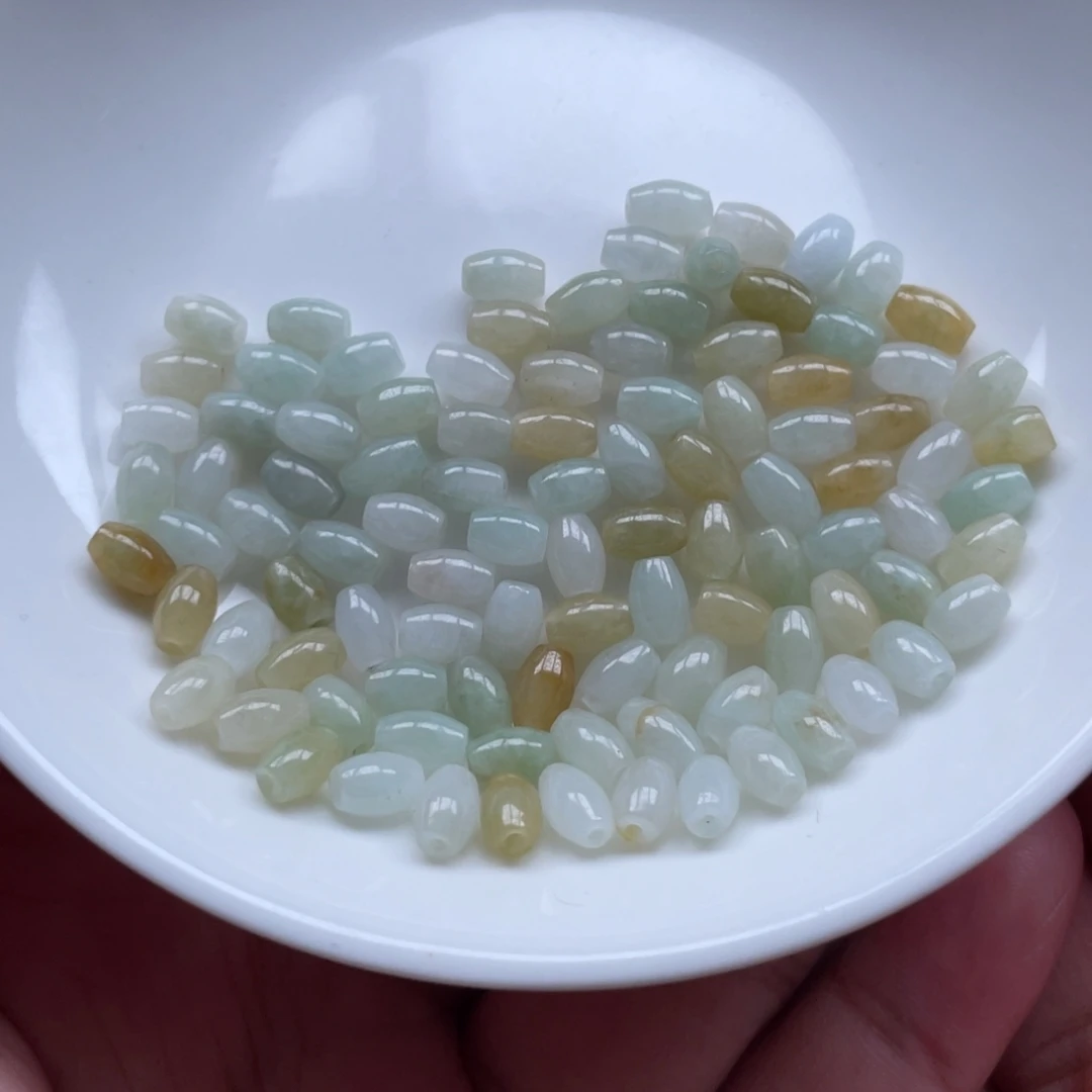 翡翠未镶嵌颈饰珠子卡3左右100颗