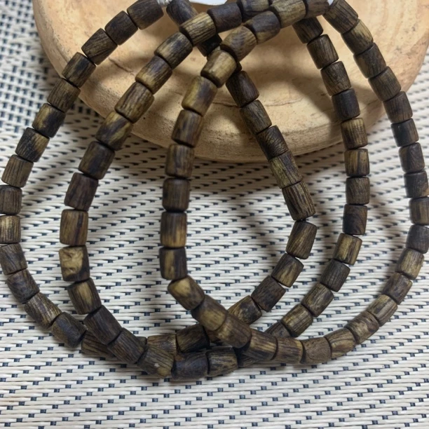 沉香棋楠紫罗兰九九沉桶珠小单圈多样性发一条