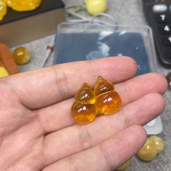 心***水琥珀未镶嵌珠宝奇石