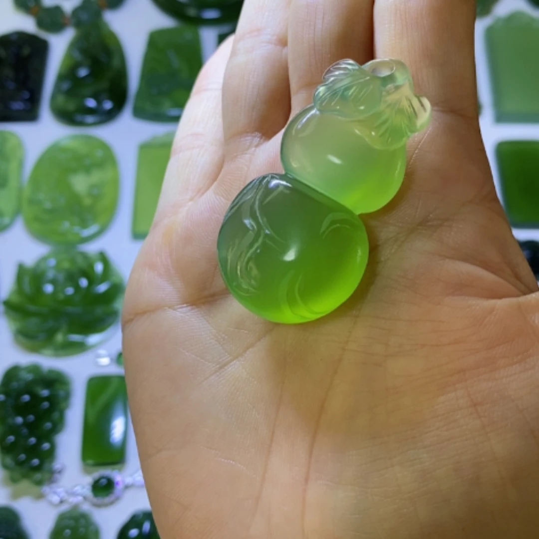 【闪购商品】未镶嵌蛇纹石玉颈饰