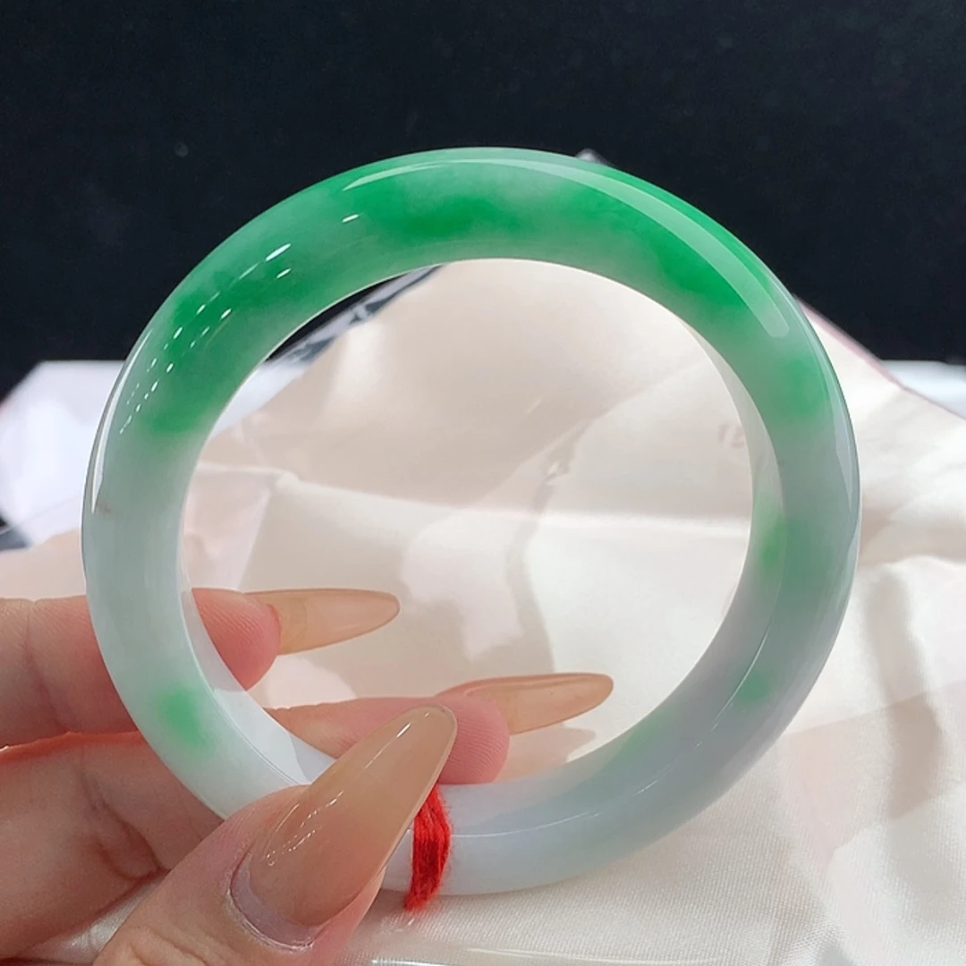 【闪购商品】未镶嵌手镯翡翠60/61