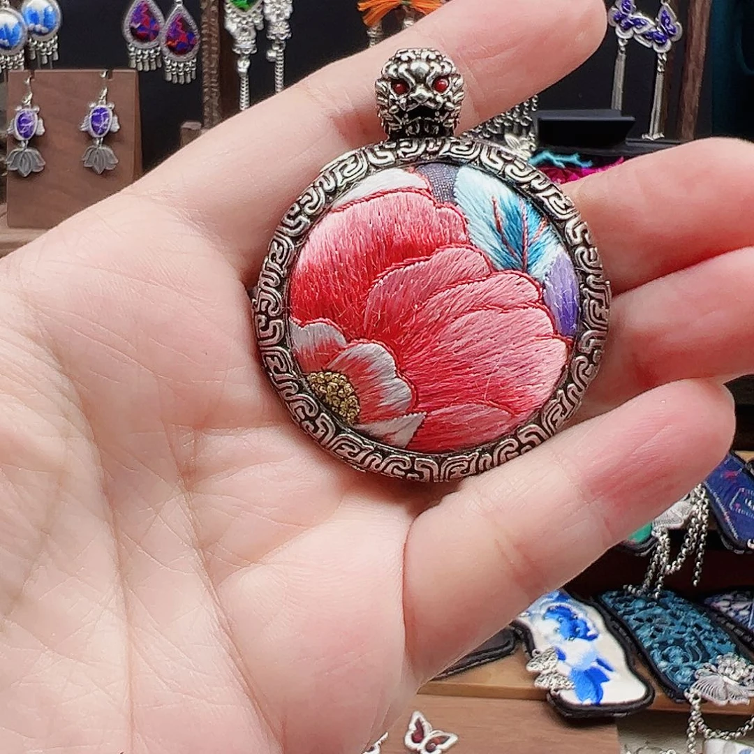 织绣手工刺绣工艺品