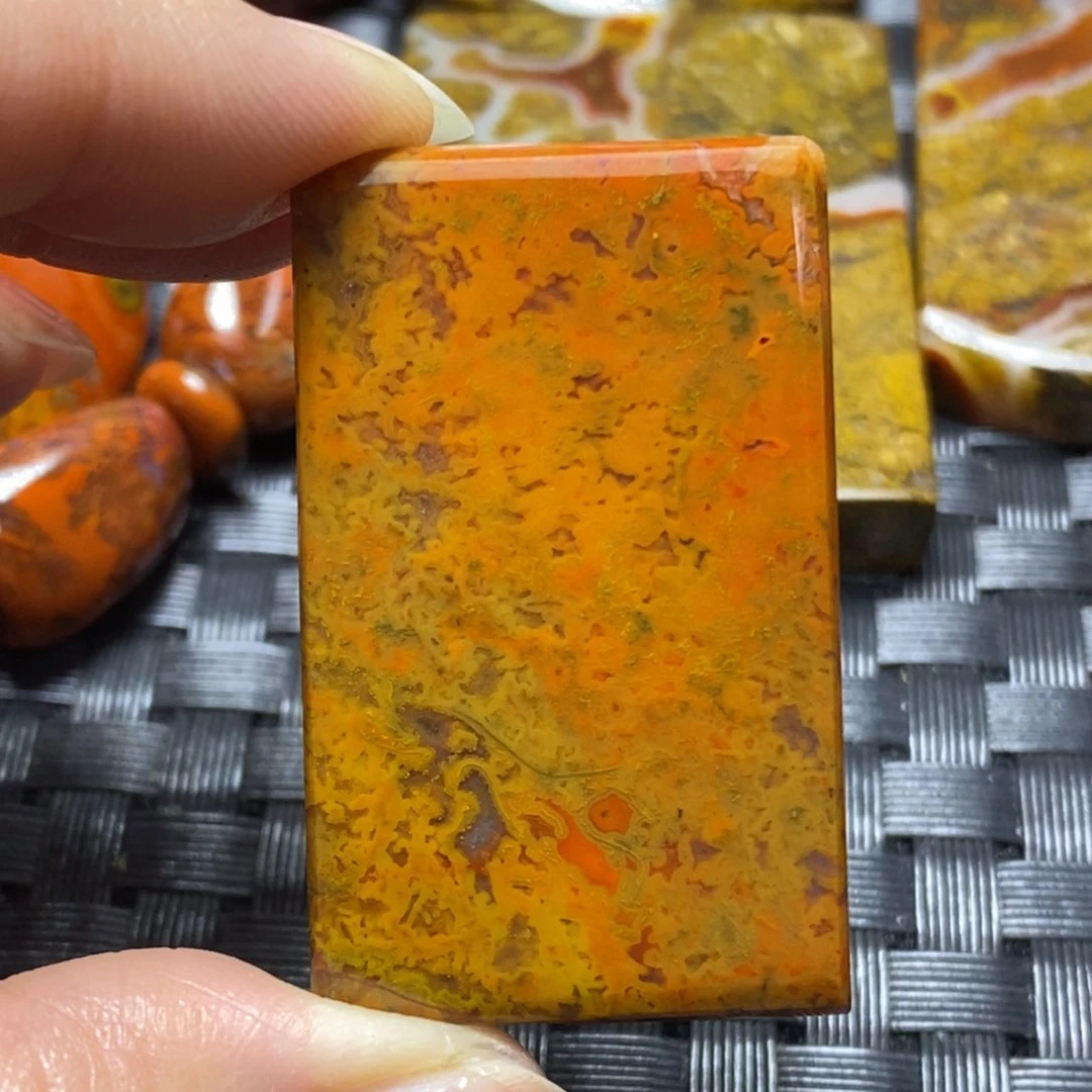 玛瑙/玉髓挂坠未镶嵌