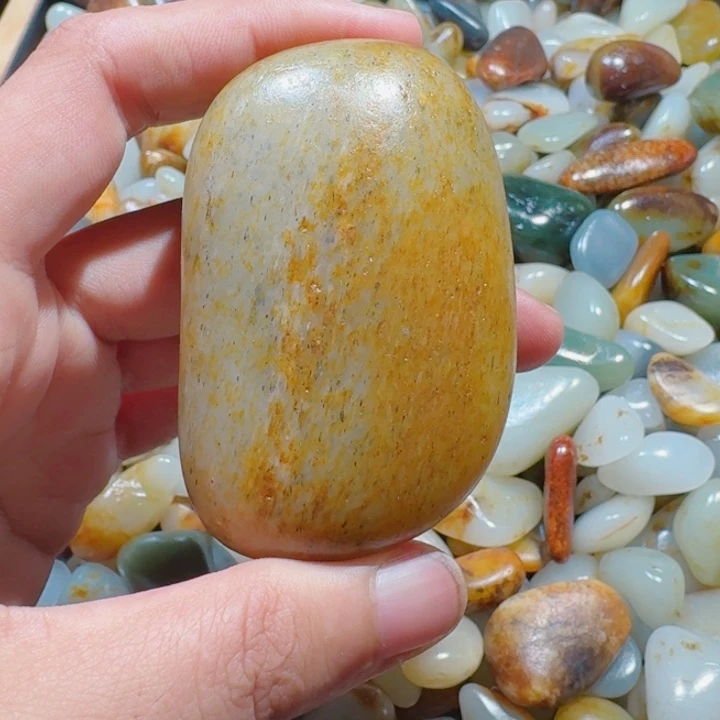 和田玉未镶嵌挂件128克