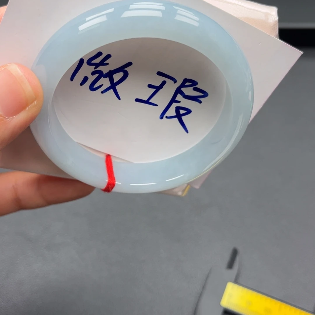 翡翠未镶嵌手镯手镯