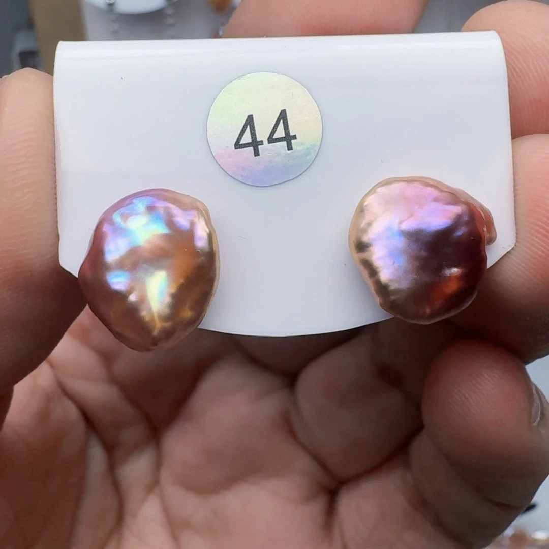 淡水珍珠银S925镶嵌耳饰