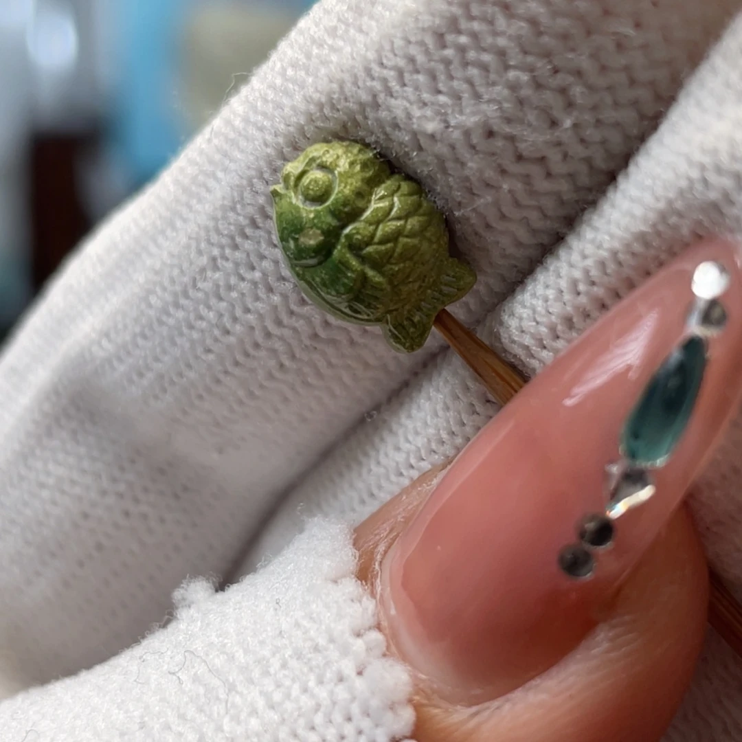 绿松石未镶嵌挂件