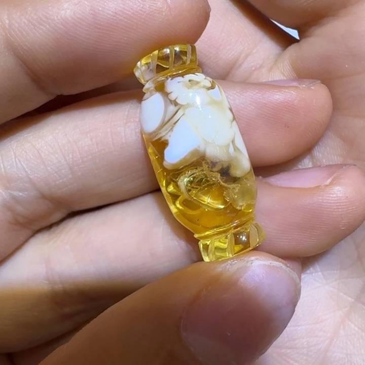琥珀珠宝奇石未镶嵌金瓷白糖果