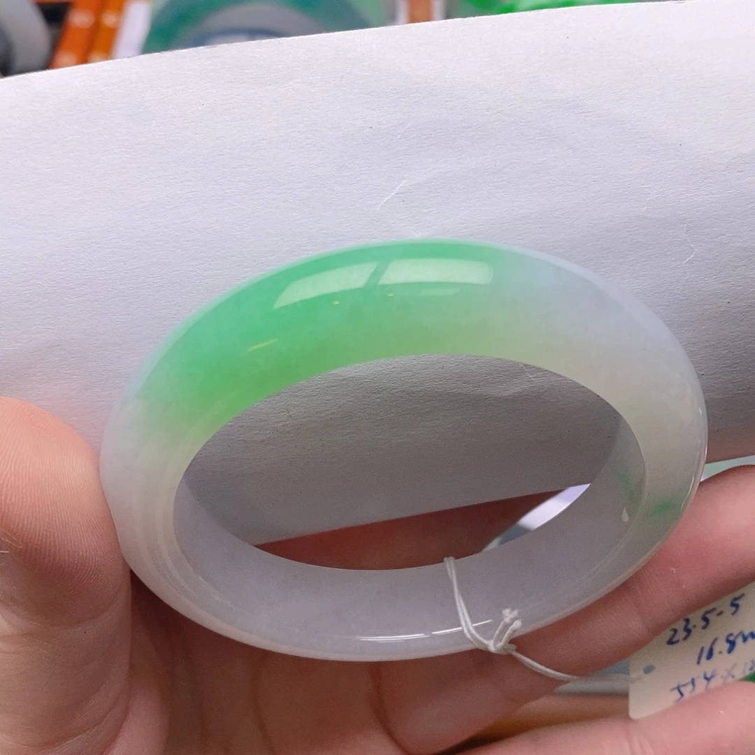 翡翠未镶嵌手镯55