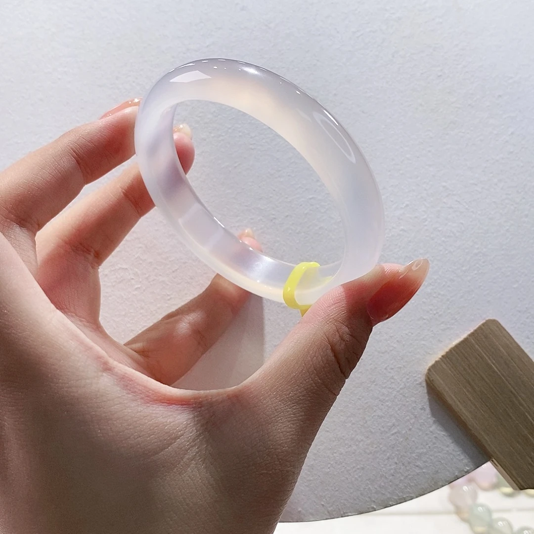 手镯玛瑙/玉髓未镶嵌55