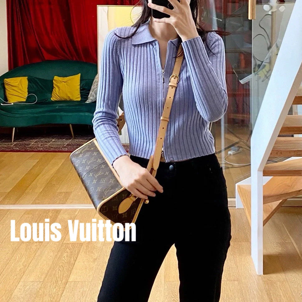 修复品8613995/LouisVuitton/路易威登三角金球斜挎包配皮换新