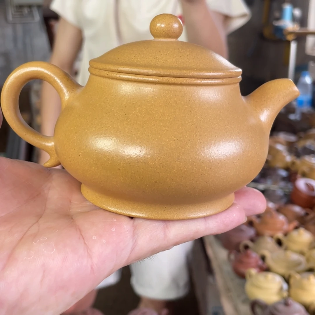茶壶紫砂LZX。 黄金段。 潘壶。 240CC
