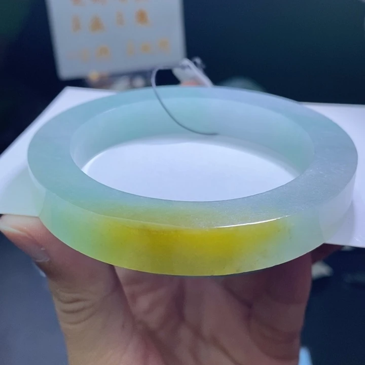 未镶嵌翡翠定制翡翠