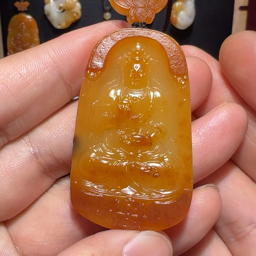 和田玉颈饰未镶嵌社**氓