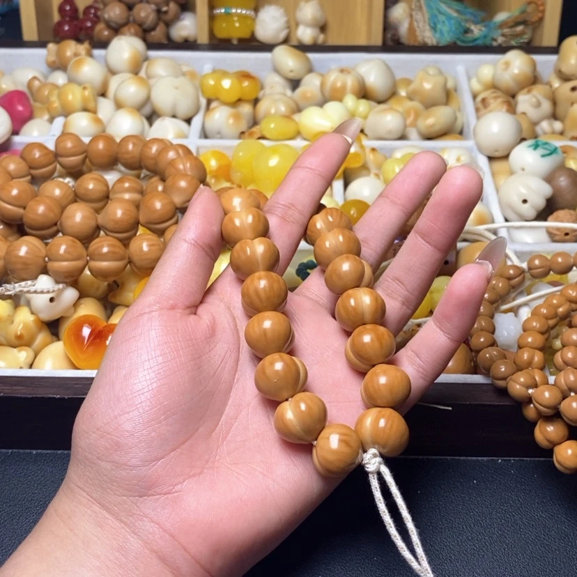 【闪购商品】吊坠猴头核桃景****创