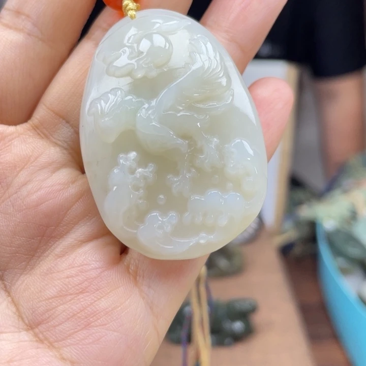 颈饰未镶嵌和田玉
