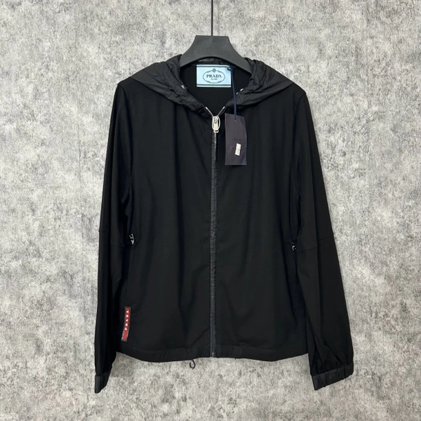 未使用 Prada/普拉达 黑色外套夹克