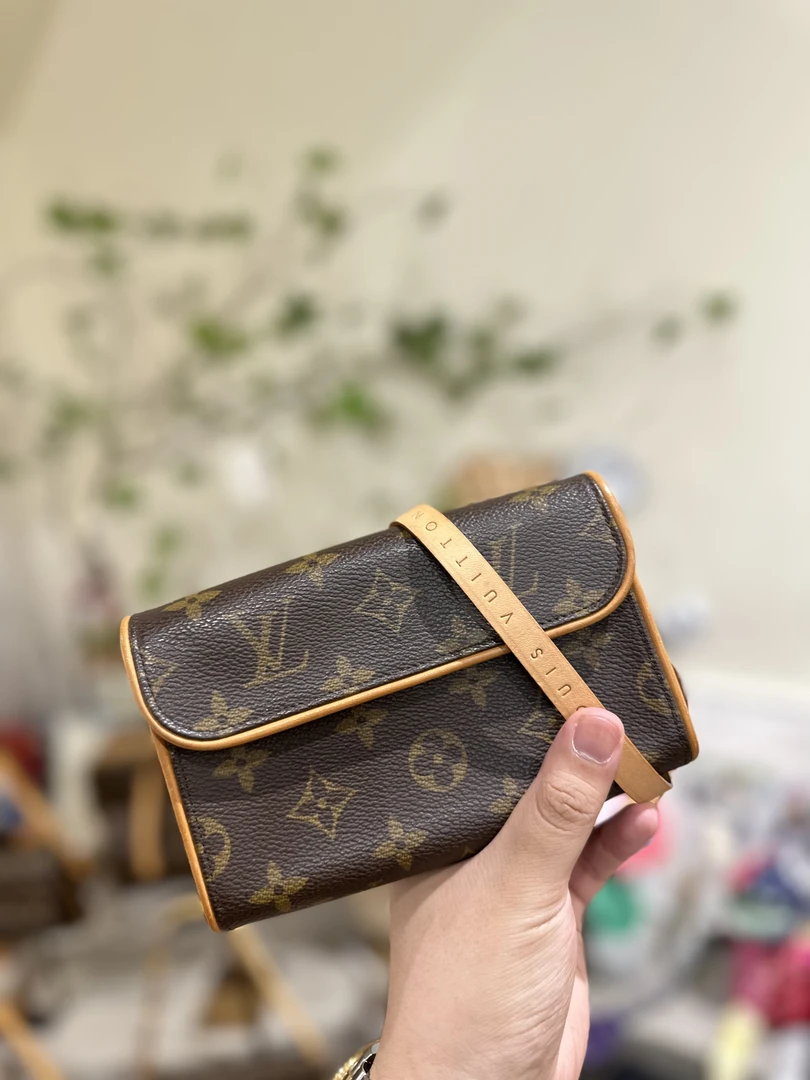 95新 LouisVuitton/路易威登 中古xs信封包