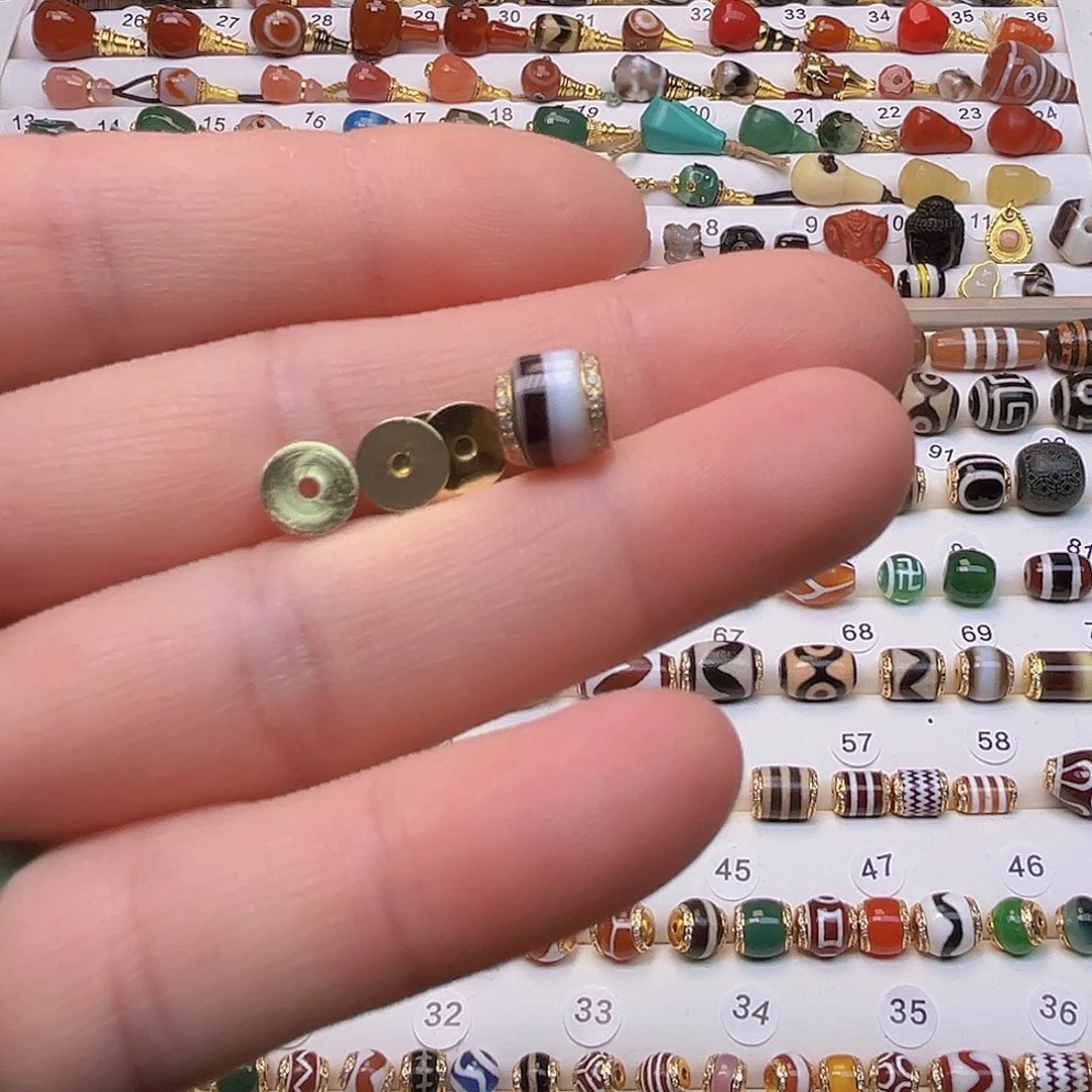 渡***玛瑙/玉髓未镶嵌颈饰