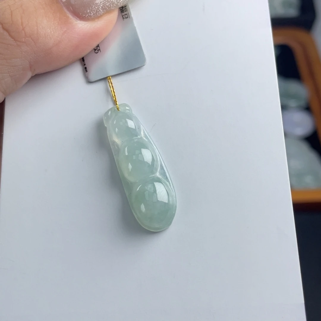 颈饰未镶嵌翡翠福豆