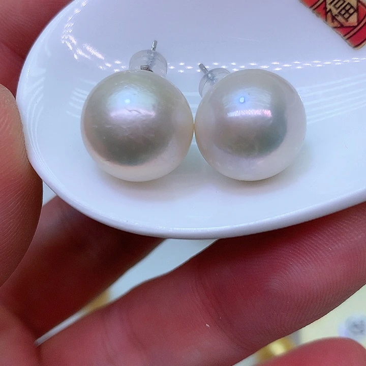 银S925镶嵌耳饰淡水珍珠