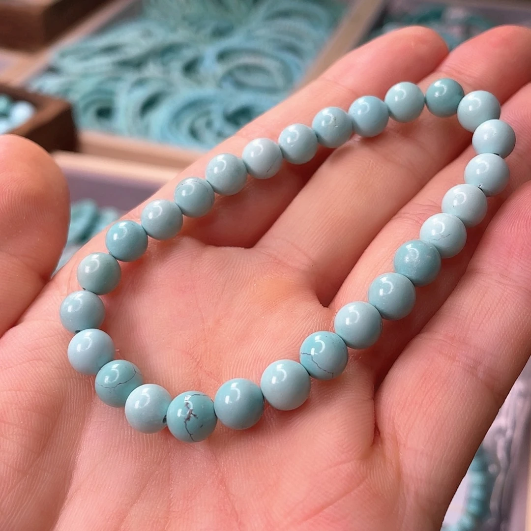 萱***韵绿松石未镶嵌颈饰